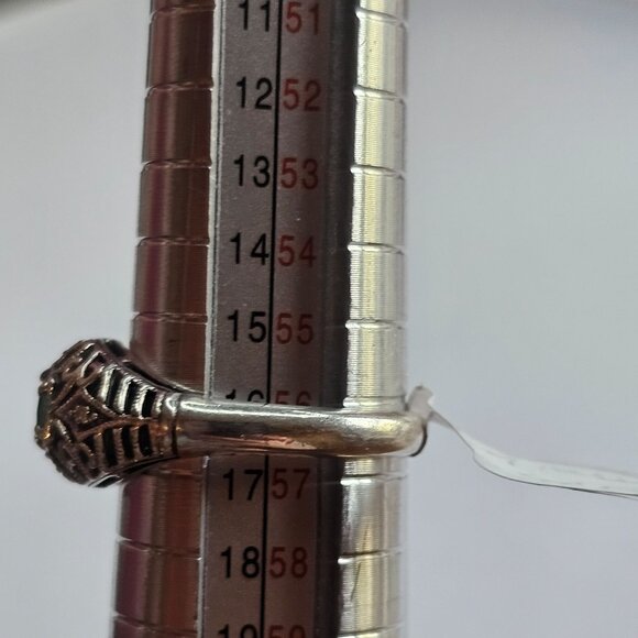 Antique-Style 925 Filigree Sz 7 Ring Emerald Green Stone Intricate Tiny Diamond - Picture 5 of 9